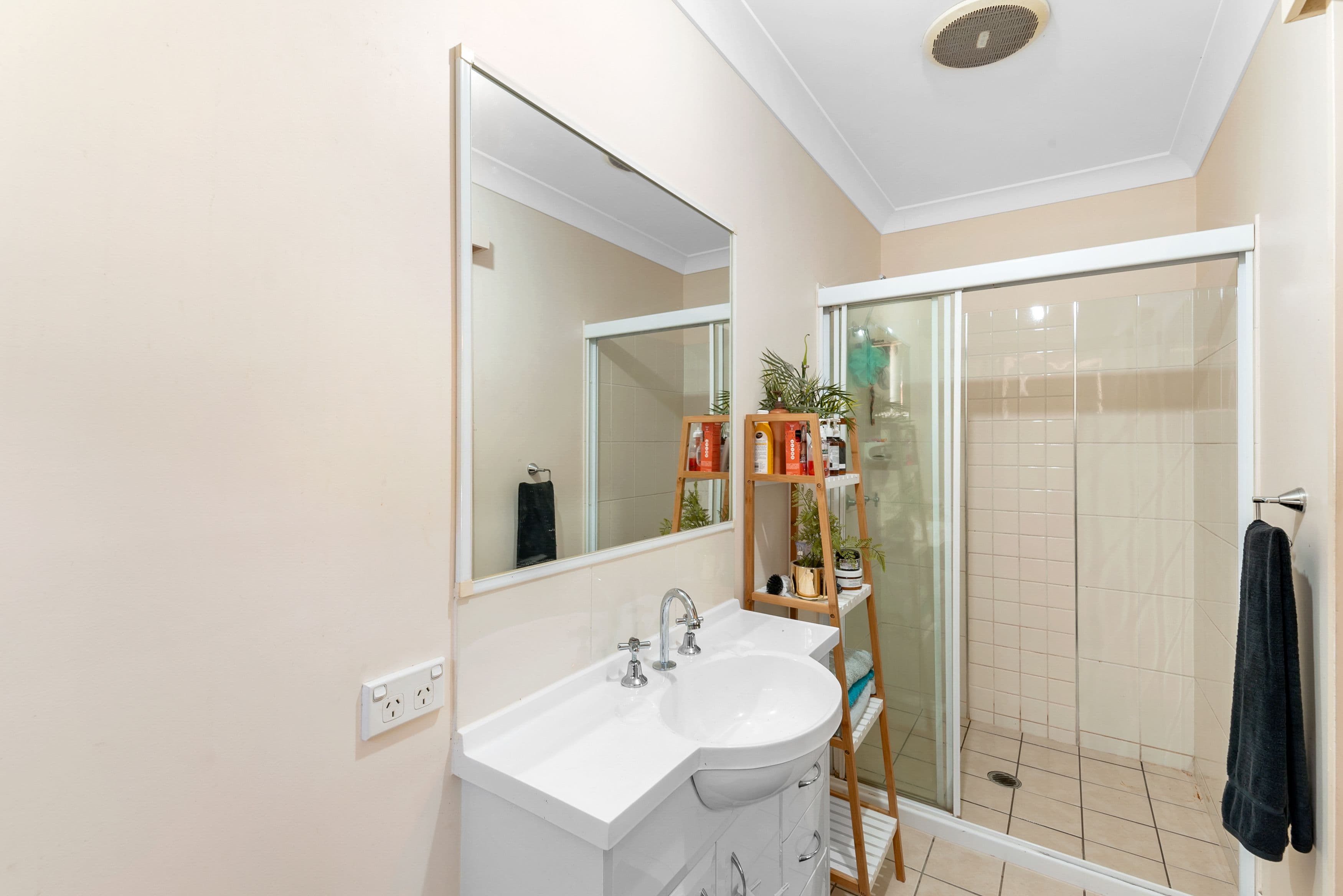 4 Banksia Avenue, Sisters Beach, Sisters Beach - Thumbnail 7