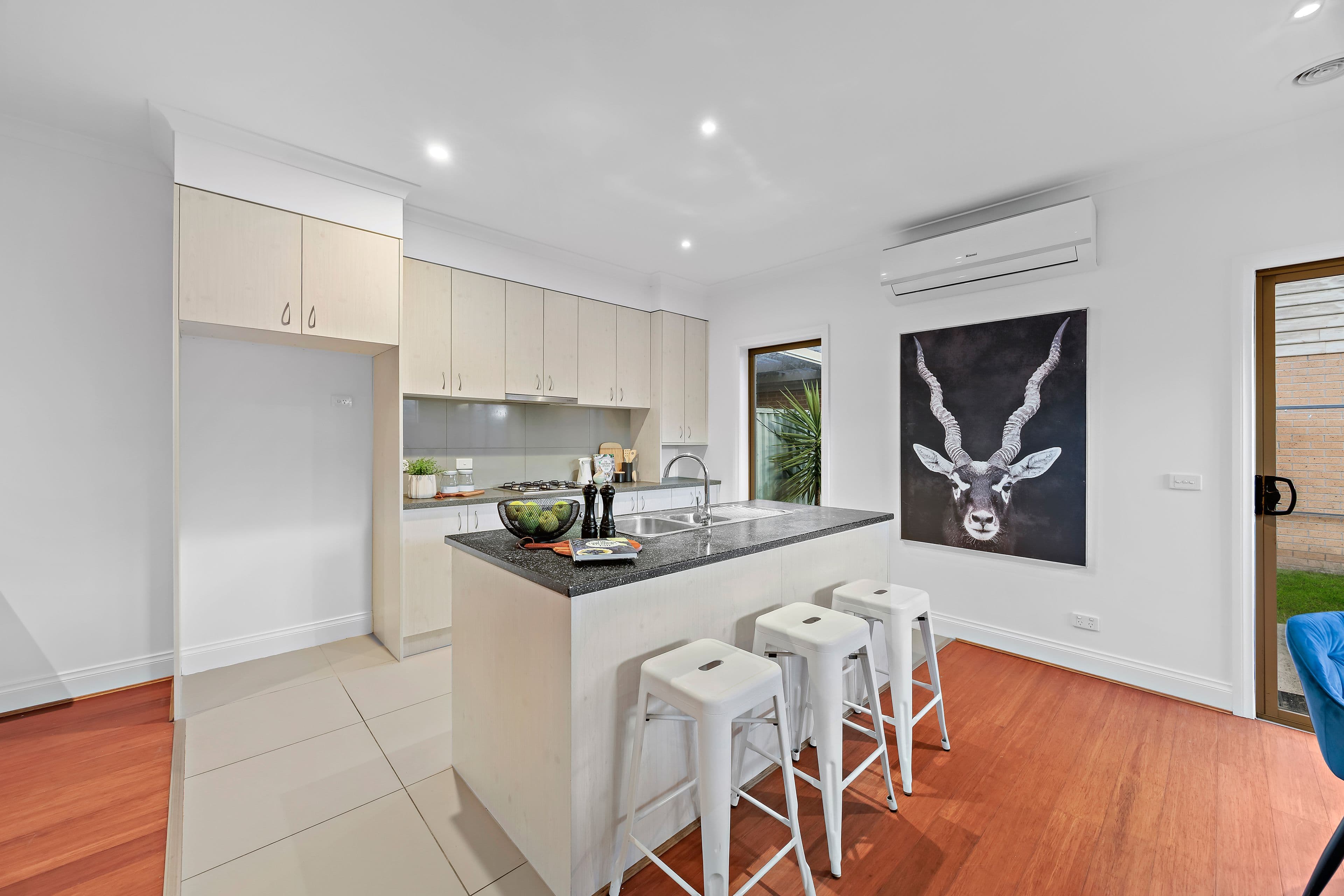 24 Mareborne Street, Epping VIC 3076, Epping - Thumbnail 2