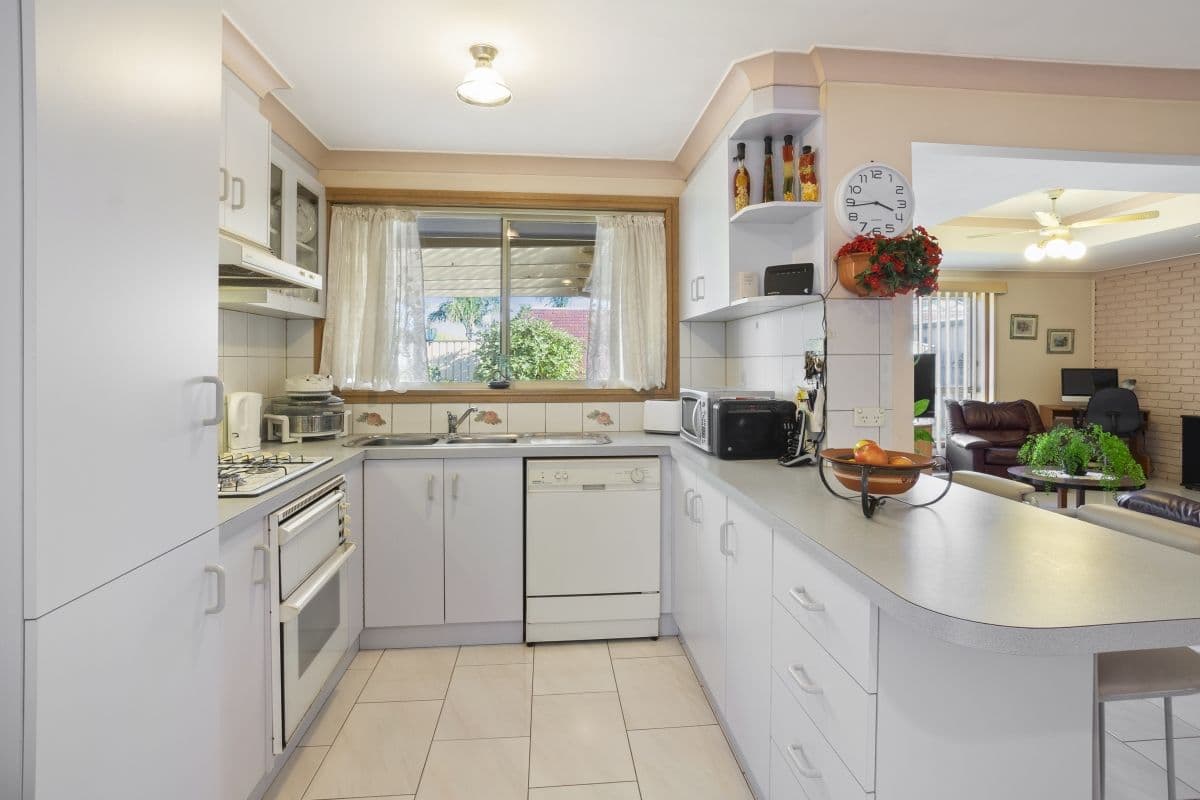 53 Central Avenue, Altona Meadows VIC 3028, Altona Meadows - Thumbnail 4