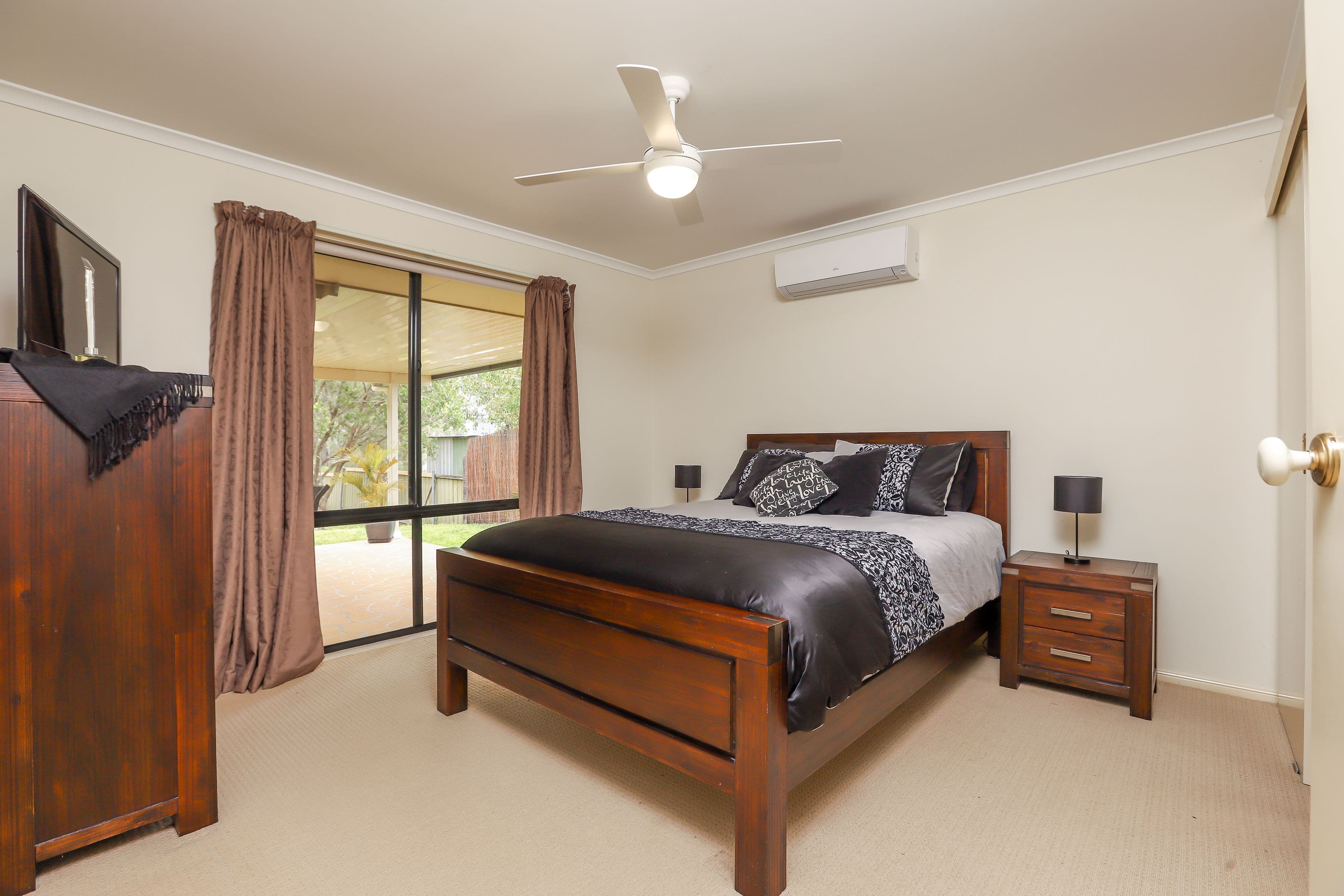 37 Queen Street, Clarence Town - Thumbnail 6