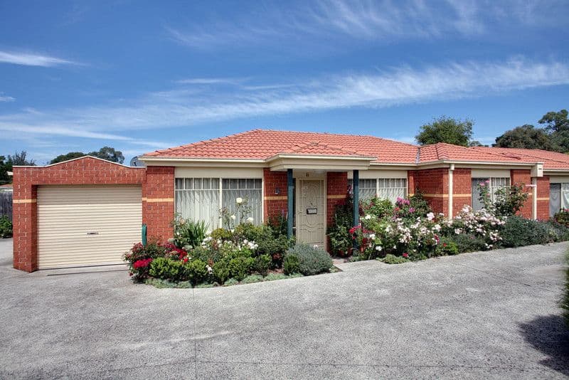 30 Liverpool Road, KILSYTH VIC 3137, Kilsyth - Image 1