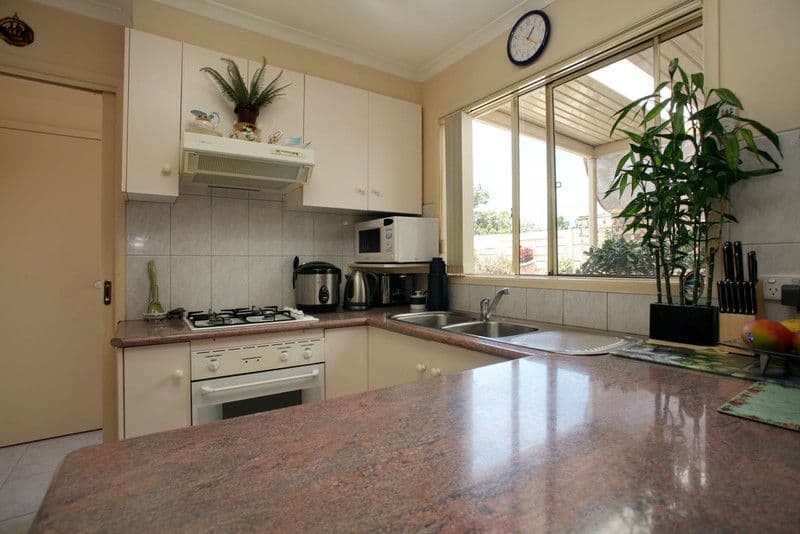 30 Liverpool Road, KILSYTH VIC 3137, Kilsyth - Thumbnail 4