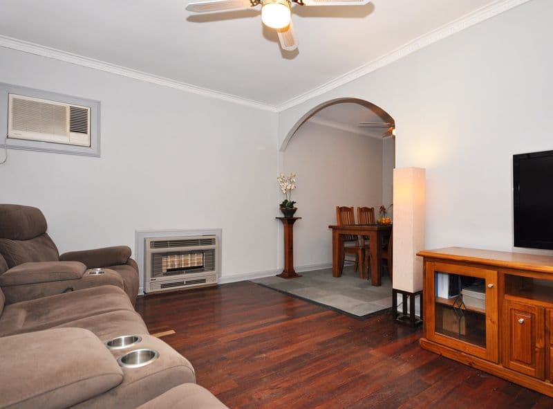 17 Vine Street, MORPHETT VALE SA 5162, Morphett Vale - Thumbnail 2