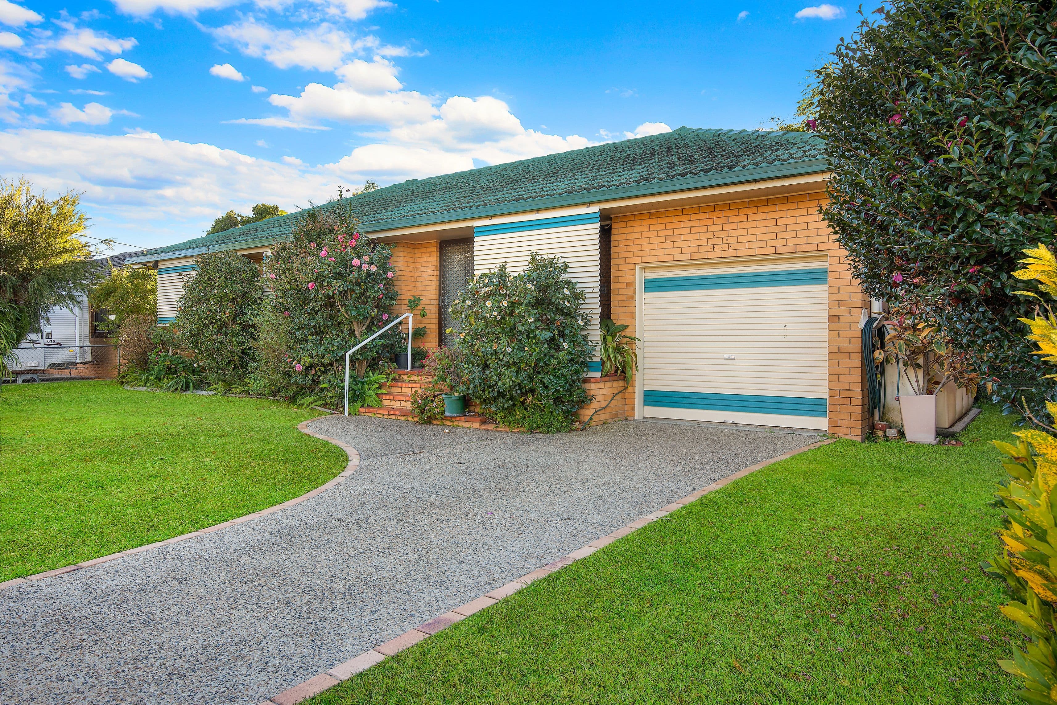 27 Apex Avenue, Kippa-Ring QLD 4021, Kippa-Ring - Image 1