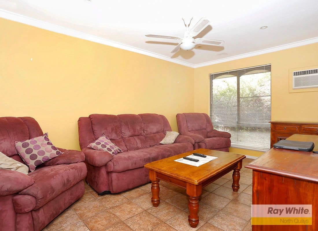 21 Fitzpatrick Way, PADBURY WA 6025, Padbury - Thumbnail 3