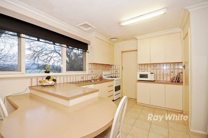 61 Bona Vista Road, BAYSWATER VIC 3153, Bayswater - Thumbnail 2