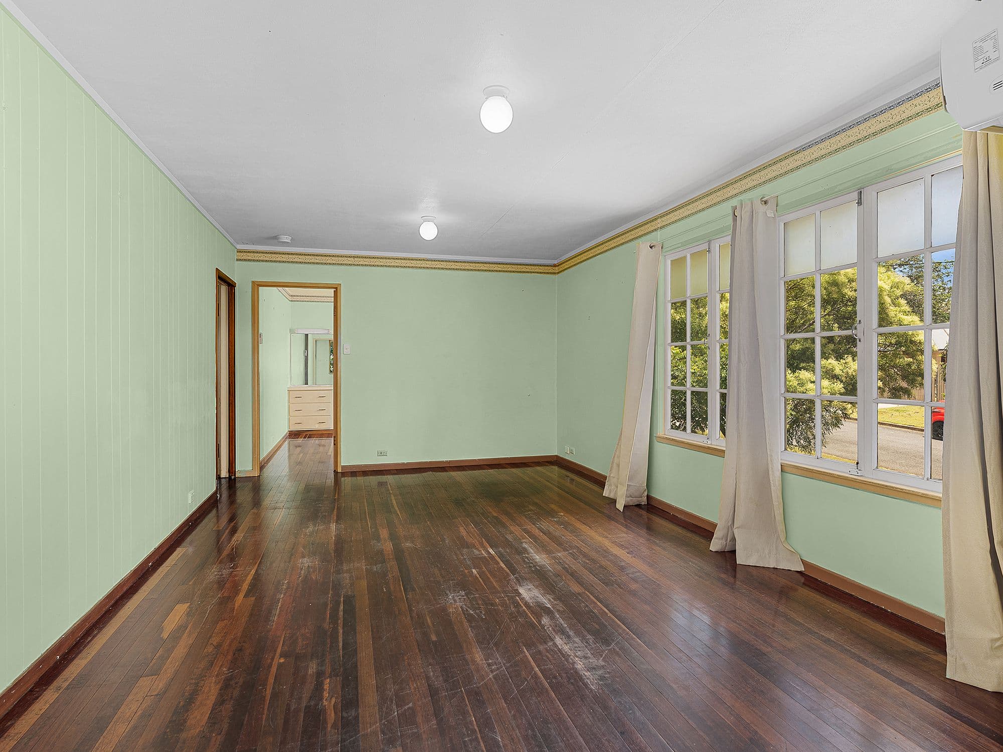9 Watsonia Drive, Leichhardt QLD 4305, Leichhardt - Thumbnail 6