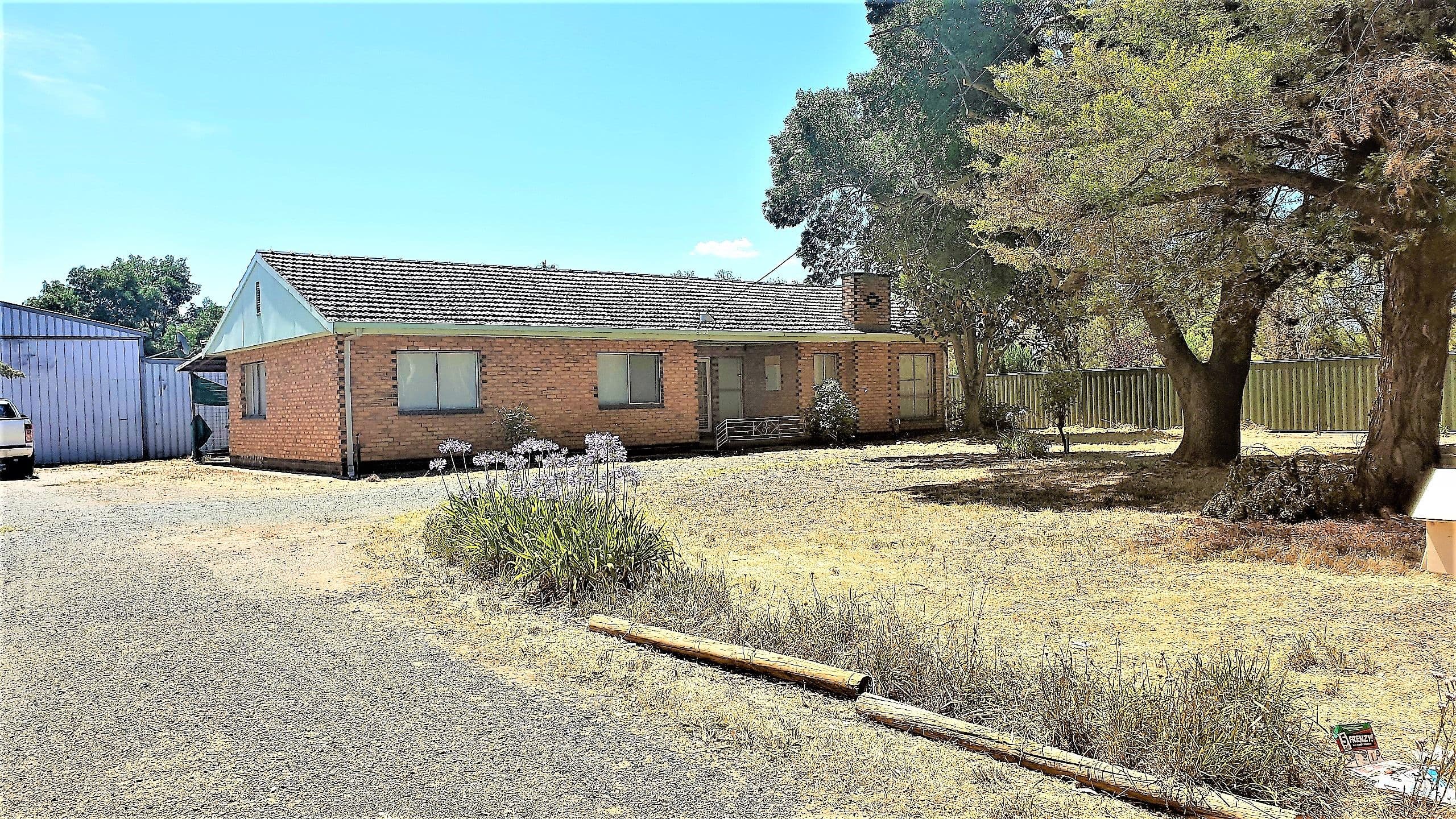 26 Railway Road, Rochester VIC 3561, Rochester - Image 1