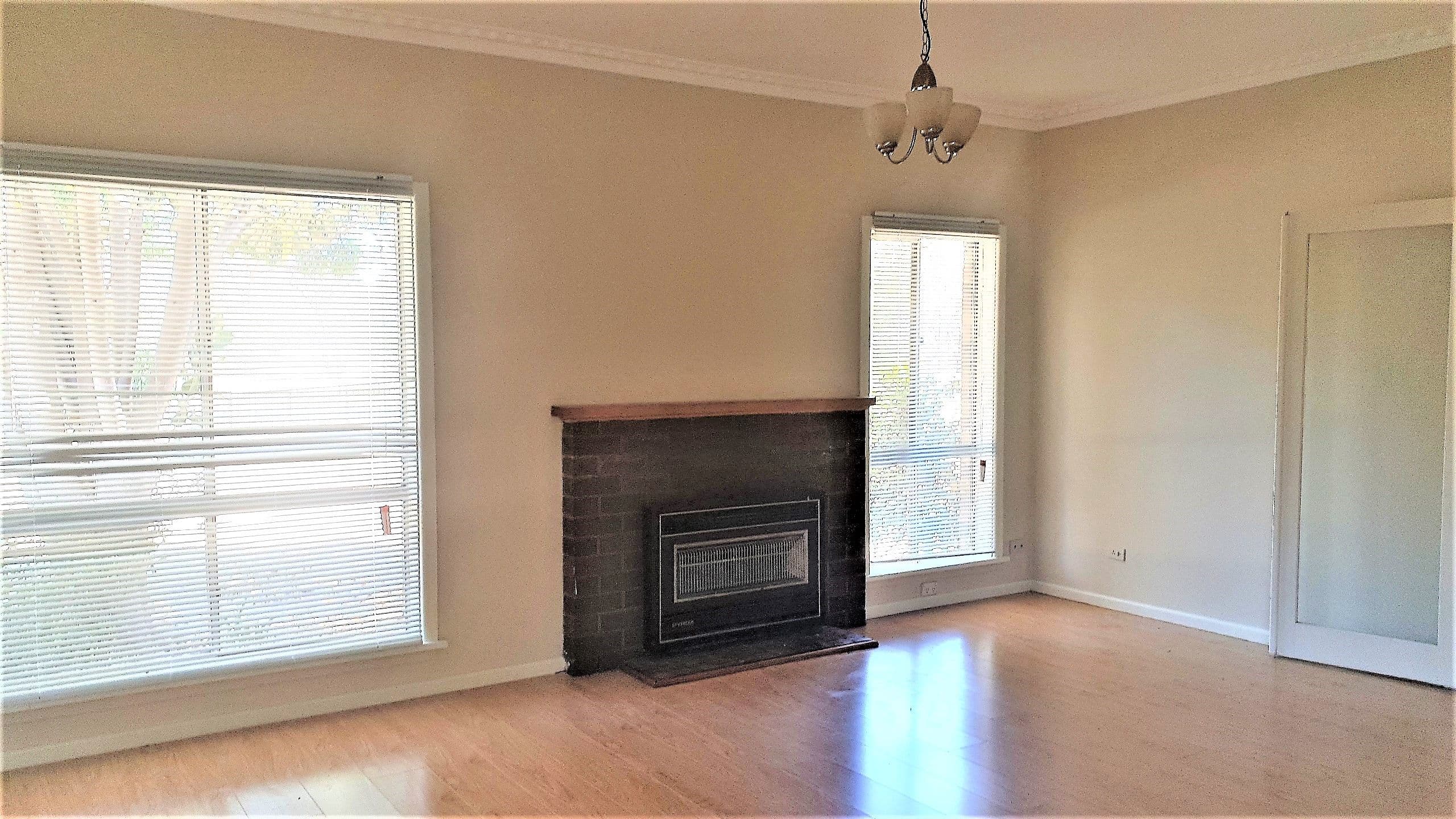 26 Railway Road, Rochester VIC 3561, Rochester - Thumbnail 2
