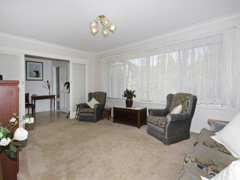 4 Connor Road, LESMURDIE WA 6076, Lesmurdie - Thumbnail 4