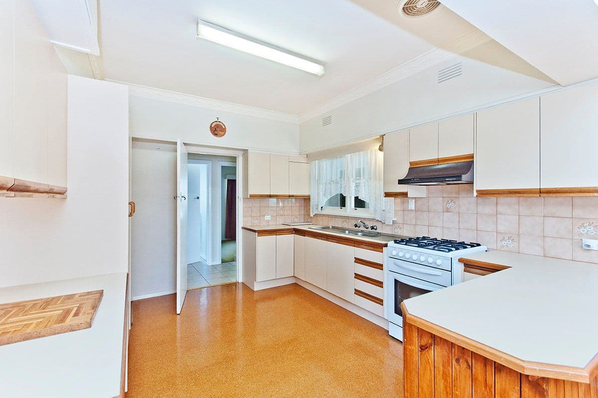 93 Rippon Road, Hamilton VIC 3300, Hamilton - Thumbnail 3