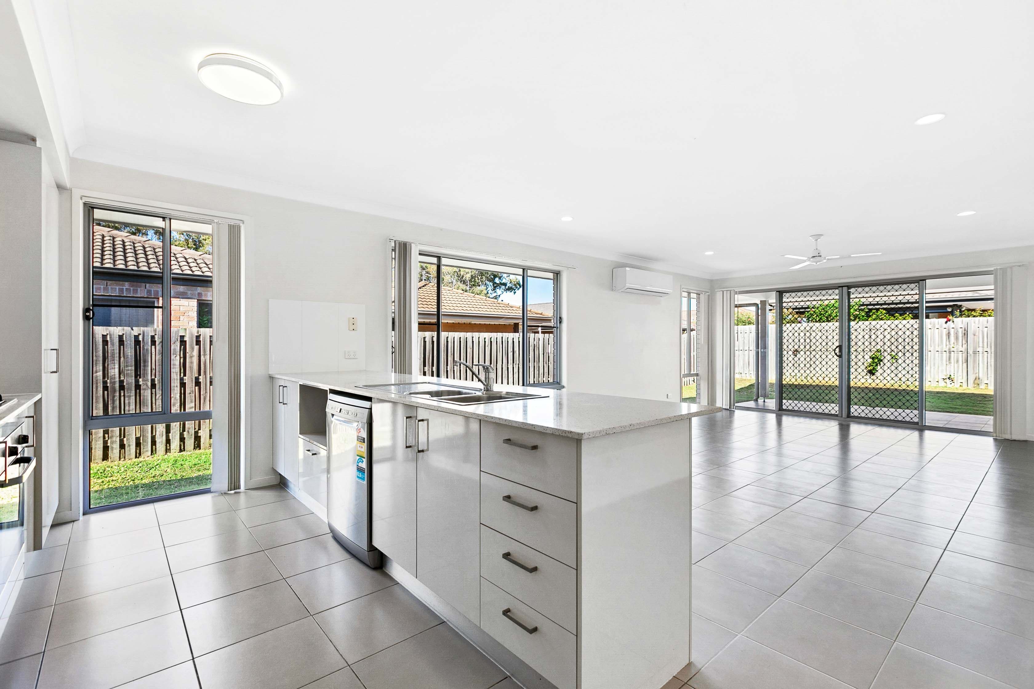 4 Lawson Road, Urraween QLD 4655, Urraween - Thumbnail 2