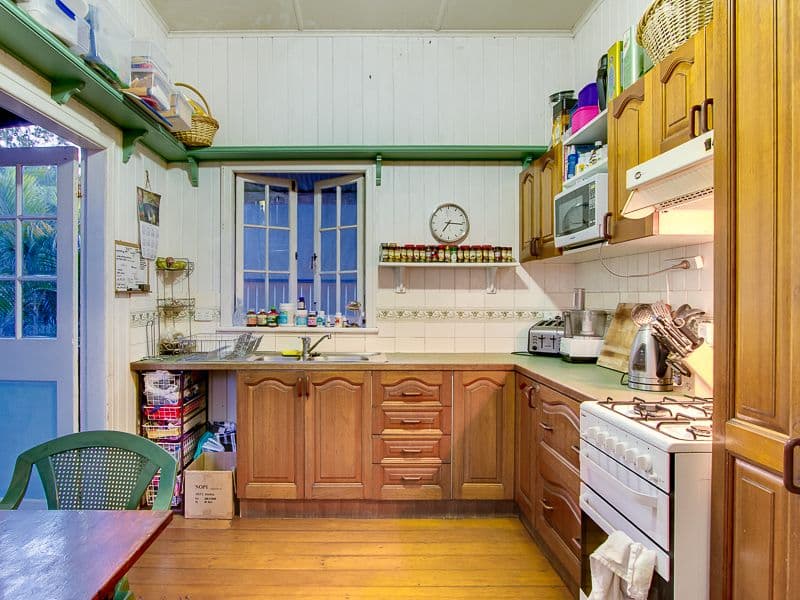 77 Victoria Terrace, GREENSLOPES QLD 4120, Greenslopes - Thumbnail 7
