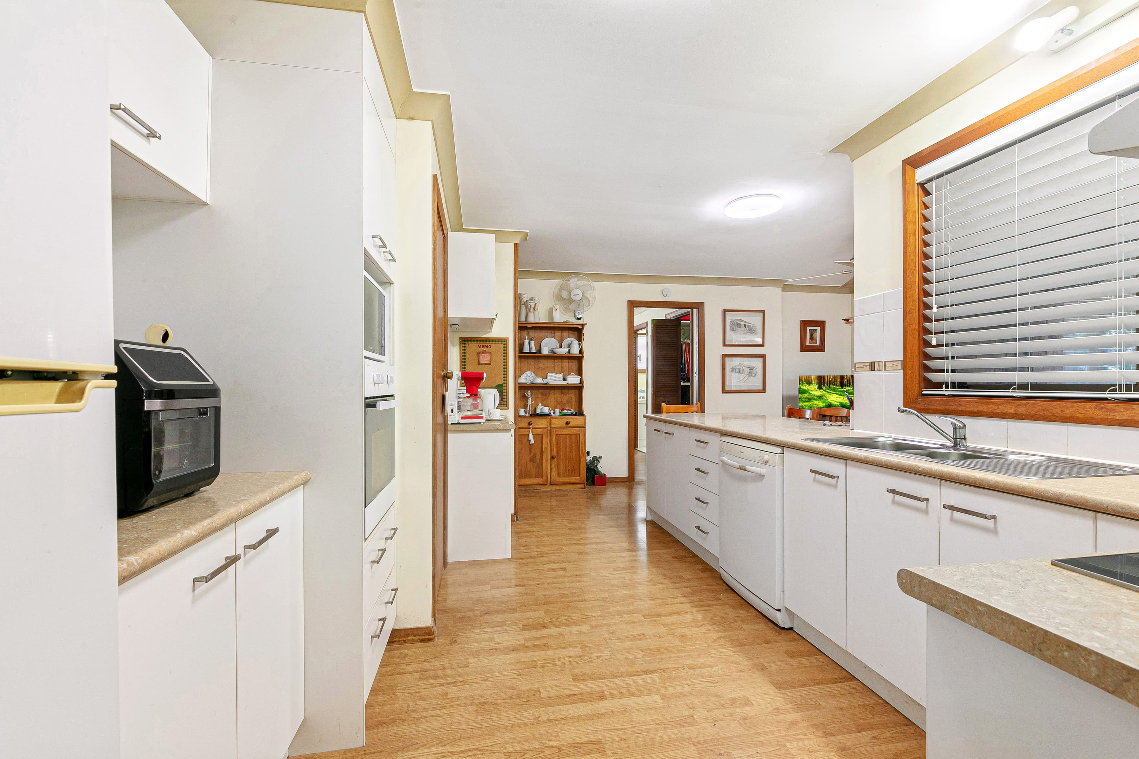 80 Sunrise Avenue, Halekulani NSW 2262, Halekulani - Thumbnail 2