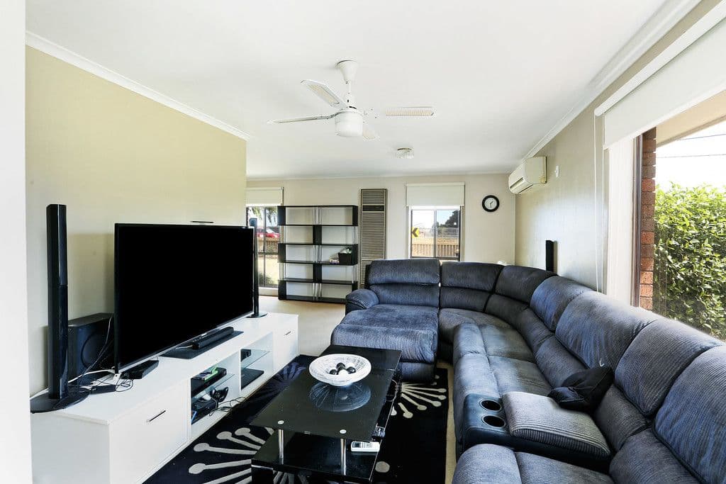 109 Rennie Street, Lara VIC 3212, Lara - Thumbnail 2
