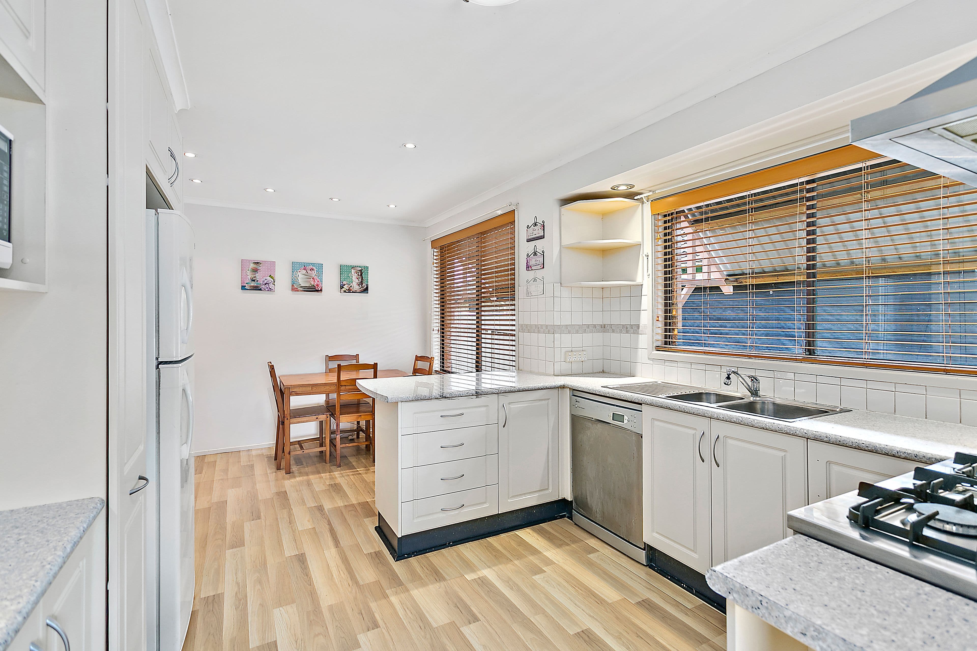 46 Cawdell Drive, Albion Park - Thumbnail 2