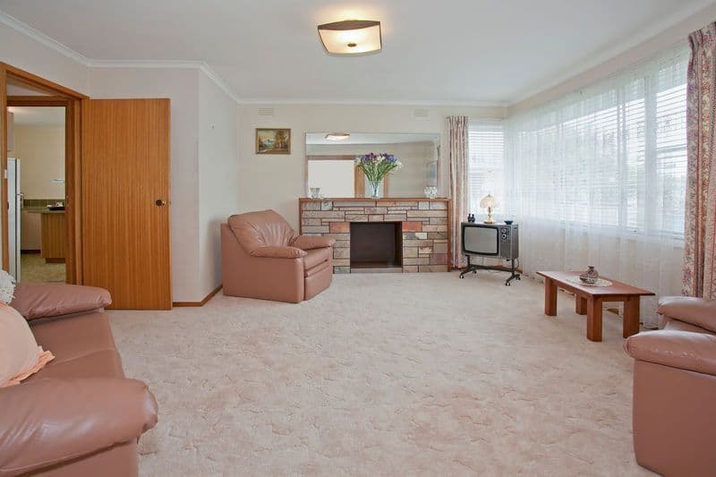 94 Heyers Road, GROVEDALE VIC 3216, Grovedale - Thumbnail 2