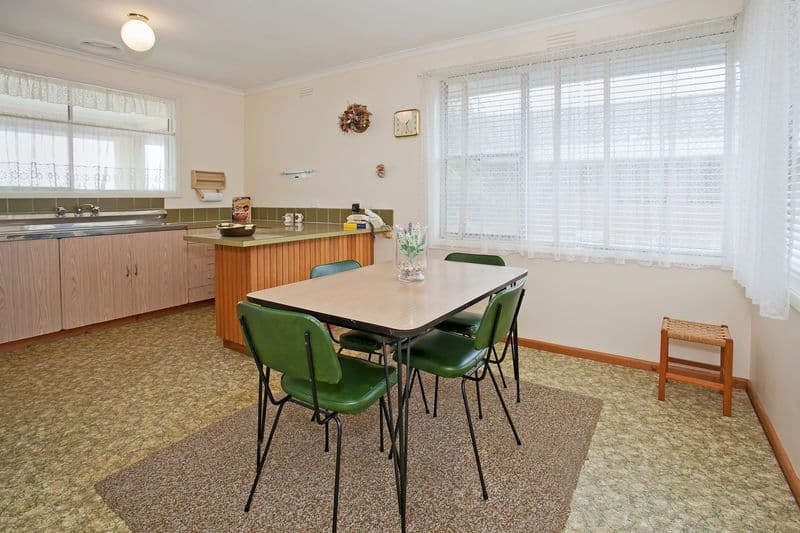 94 Heyers Road, GROVEDALE VIC 3216, Grovedale - Thumbnail 5