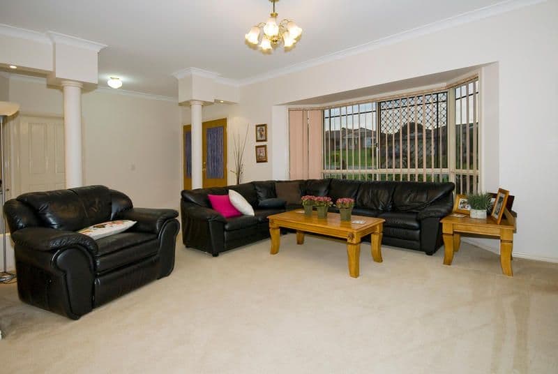 2/6 Darren Avenue, Kanahooka, NSW, 2530, Kanahooka - Thumbnail 2