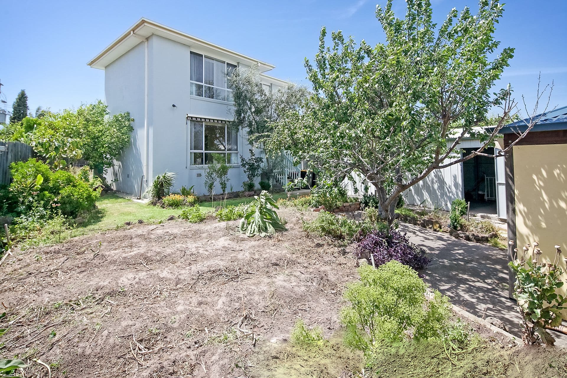 8 Inglewood Avenue, Noble Park North VIC 3174, Noble Park North - Thumbnail 2