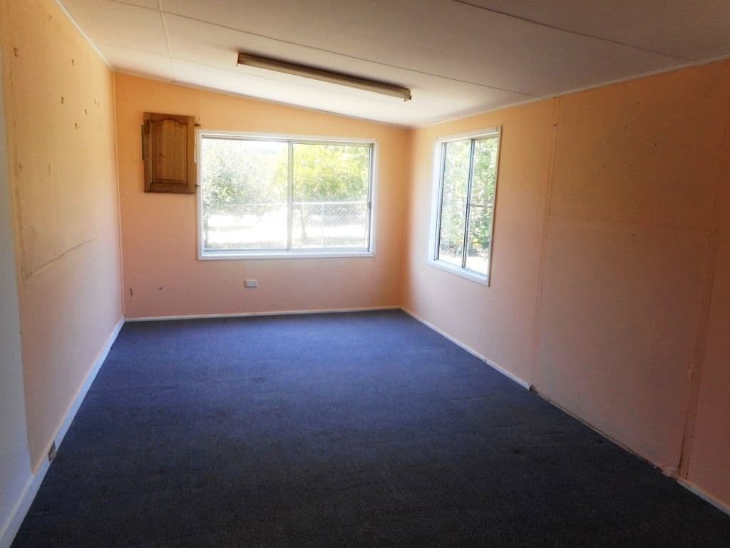 8 Deakin Crescent, Nanango QLD 4615, Nanango - Thumbnail 3
