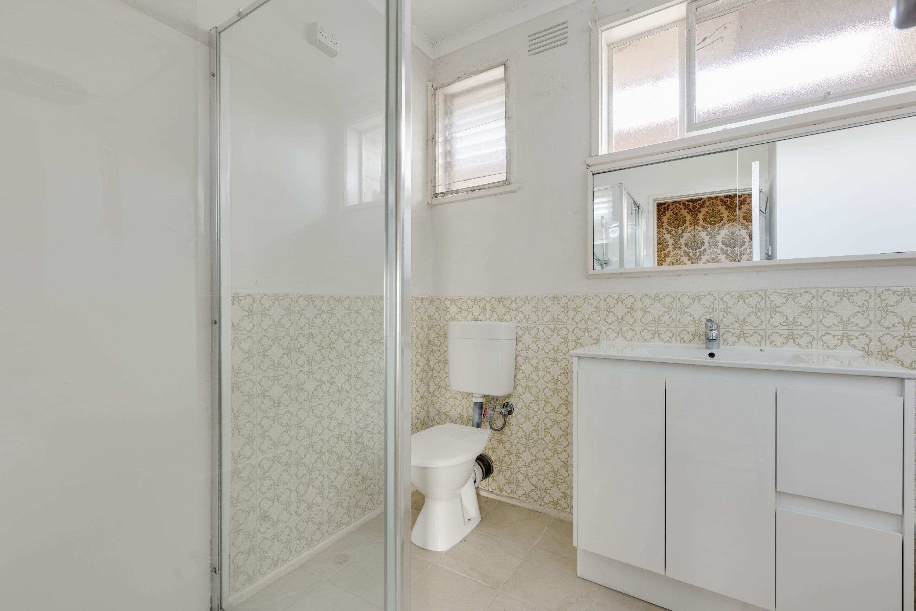 215 Gallaghers Road, Glen Waverley VIC 3150, Glen Waverley - Thumbnail 6