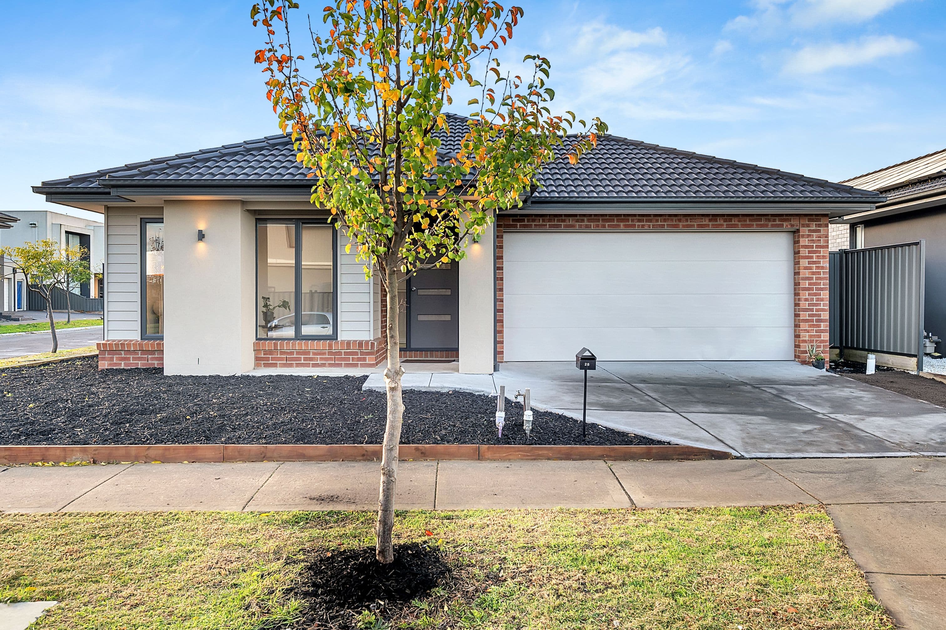 28 Oakley Avenue, Kalkallo VIC 3064, Kalkallo - Image 1