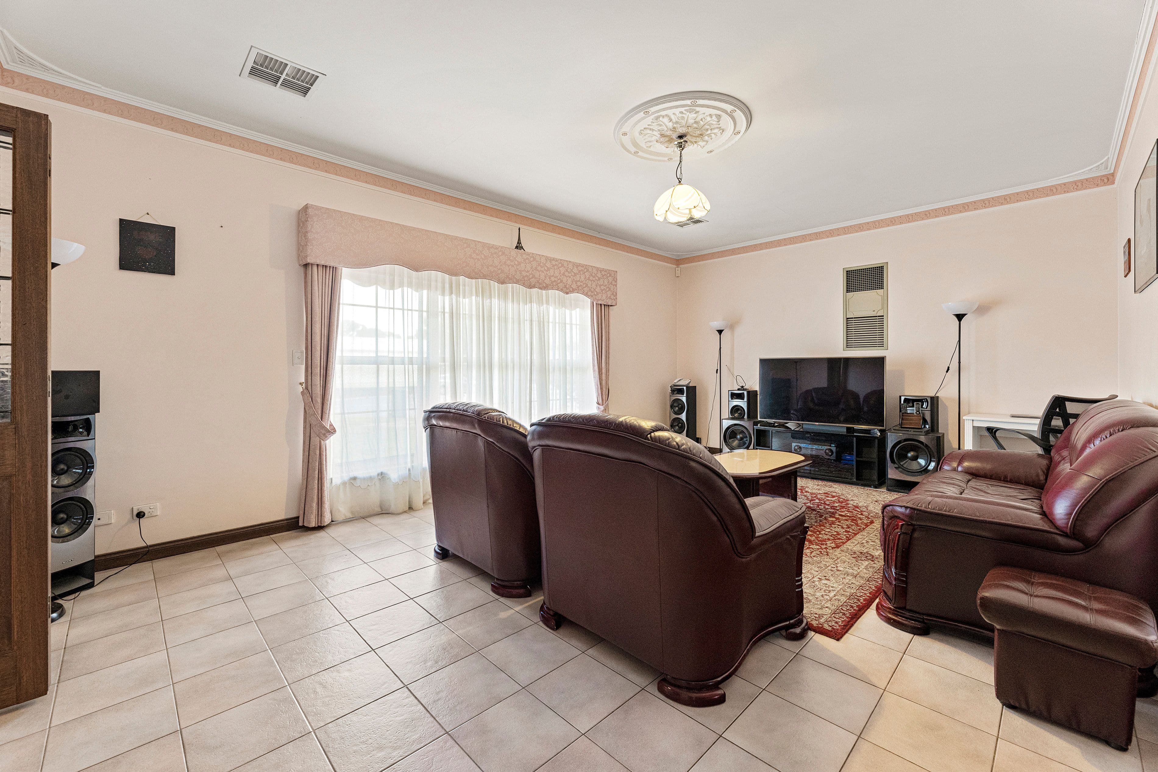 22 Parkview Avenue, Salisbury Downs SA 5108, Salisbury Downs - Thumbnail 2