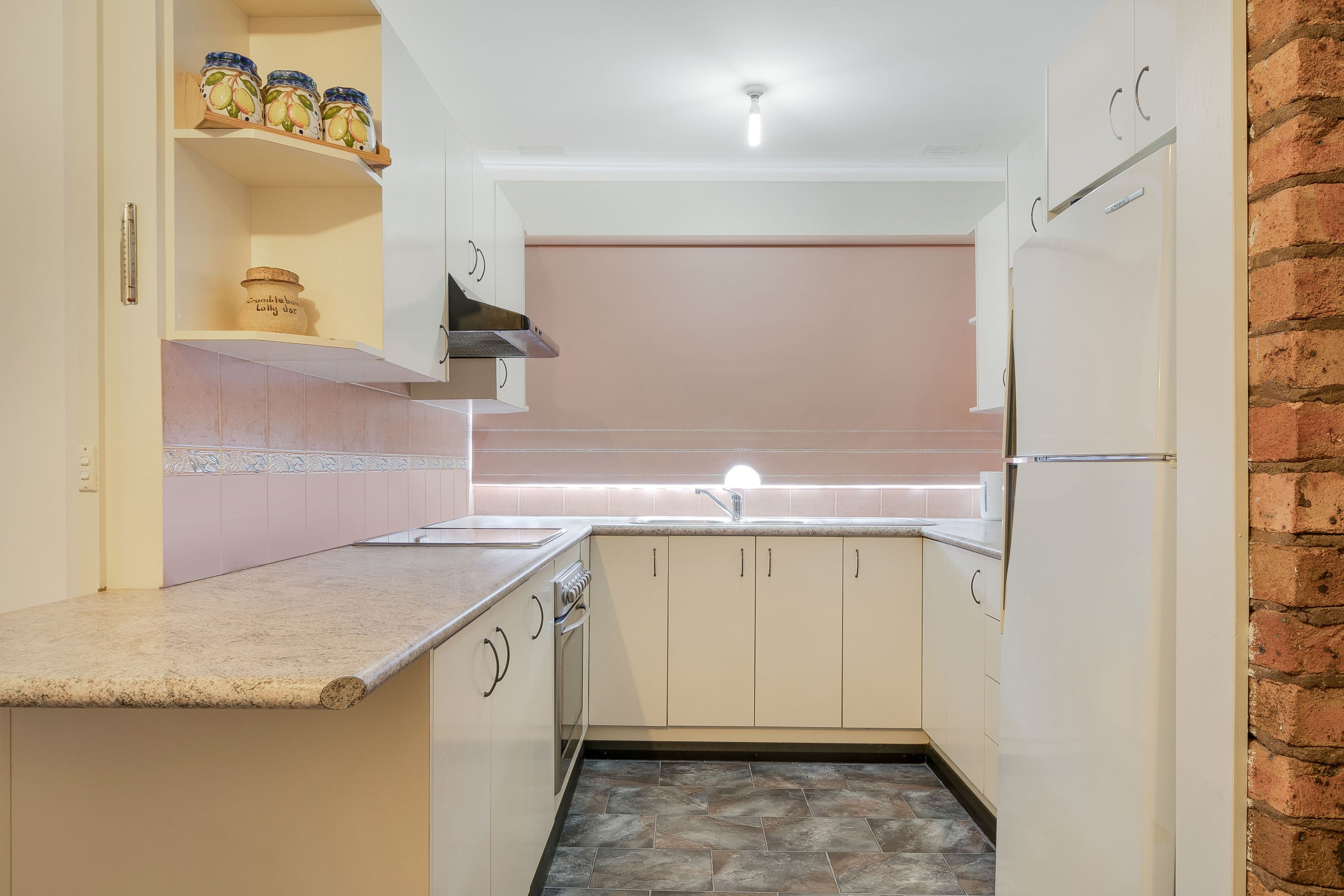 9 Warrina Road, Bradbury NSW 2560, Bradbury - Thumbnail 4