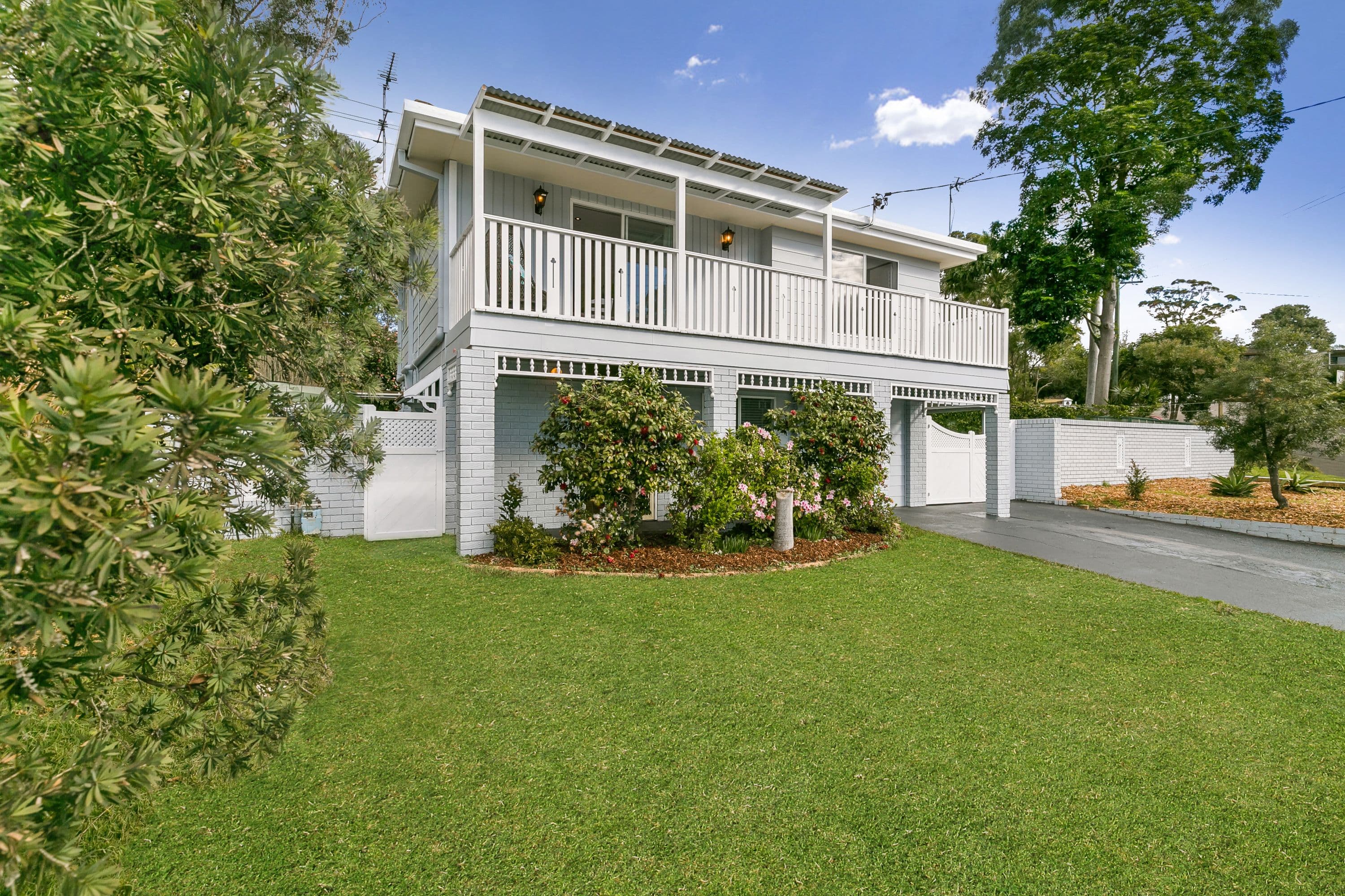 24 Roger Crescent, Berkeley Vale - Thumbnail 4