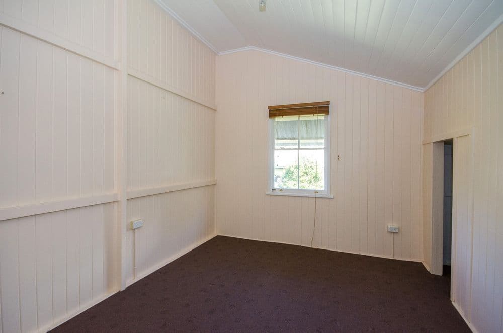 108 Selina Street, WYNNUM QLD 4178, Wynnum - Thumbnail 8