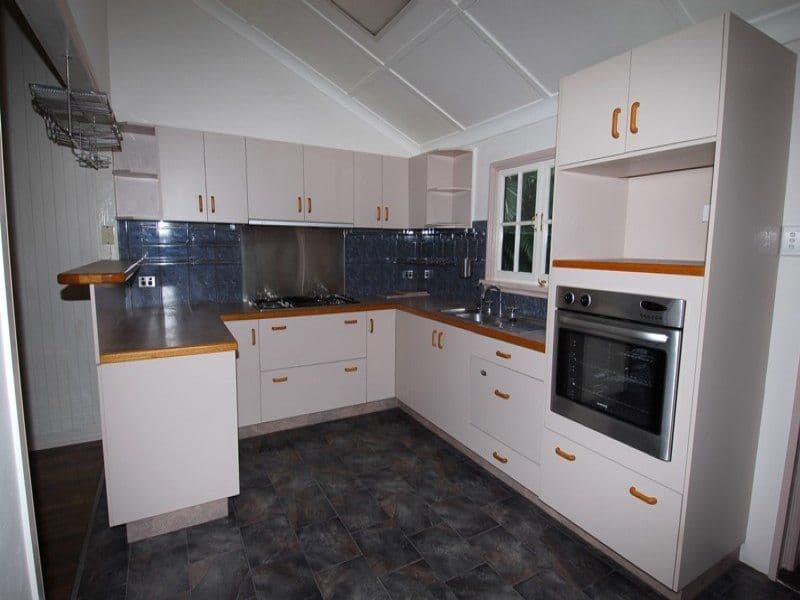 76 Philp Street, HERMIT PARK QLD 4812, Hermit Park - Thumbnail 2