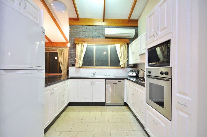 2 Temora Street, CARINA HEIGHTS QLD 4152, Carina Heights - Thumbnail 6
