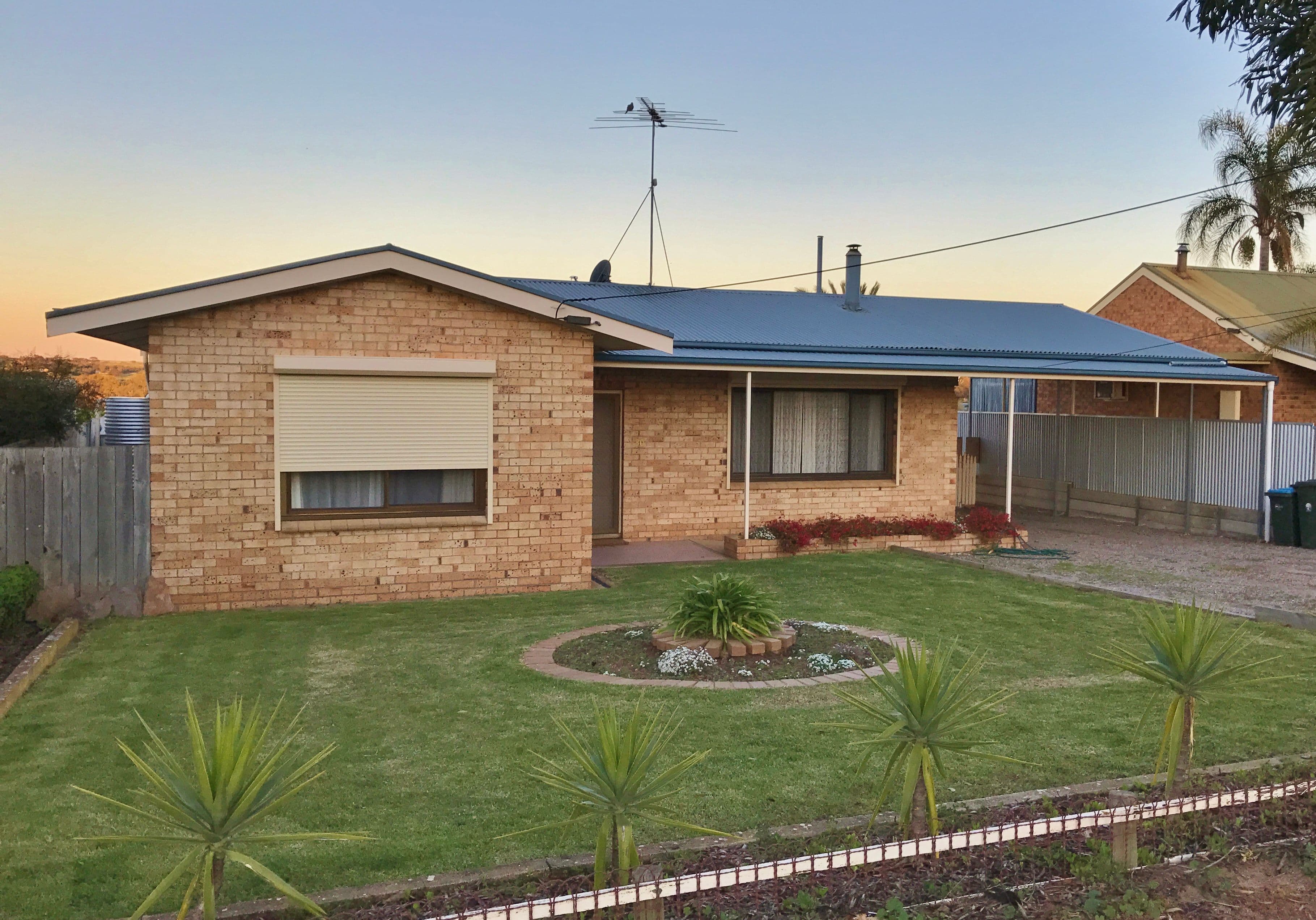 30 Leslie Street, Murray Bridge SA 5253, Murray Bridge - Image 1