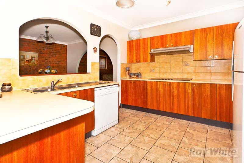 48  Murrumbidgee Street, BOSSLEY PARK NSW 2176, Bossley Park - Thumbnail 3