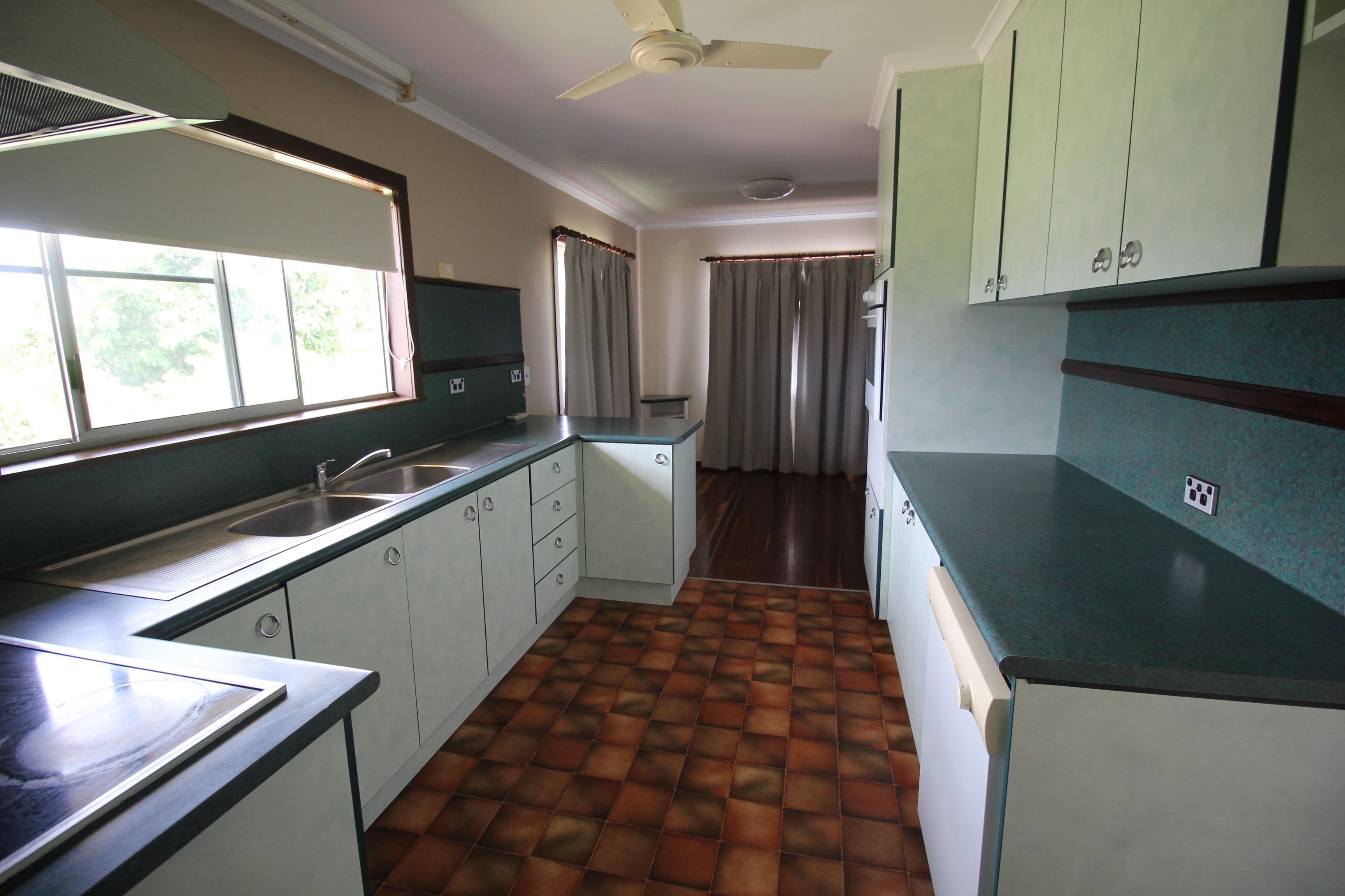 3 Stallan Street, Ingham QLD 4850, Ingham - Thumbnail 2