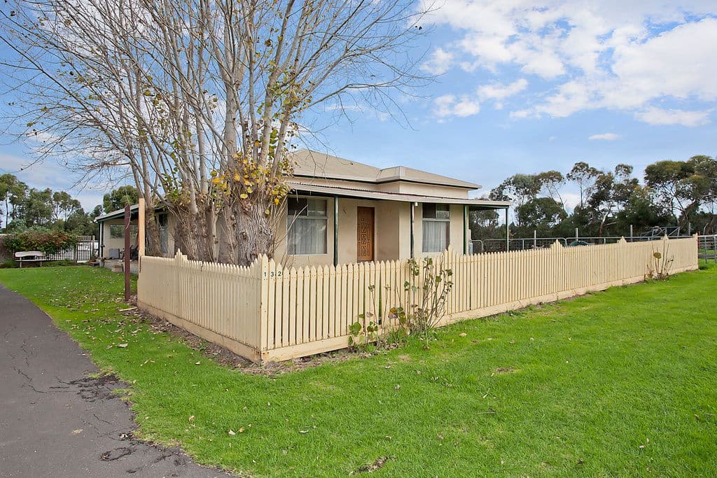 132 St Mary's Road, WARRNAMBOOL VIC 3280, Warrnambool - Thumbnail 2