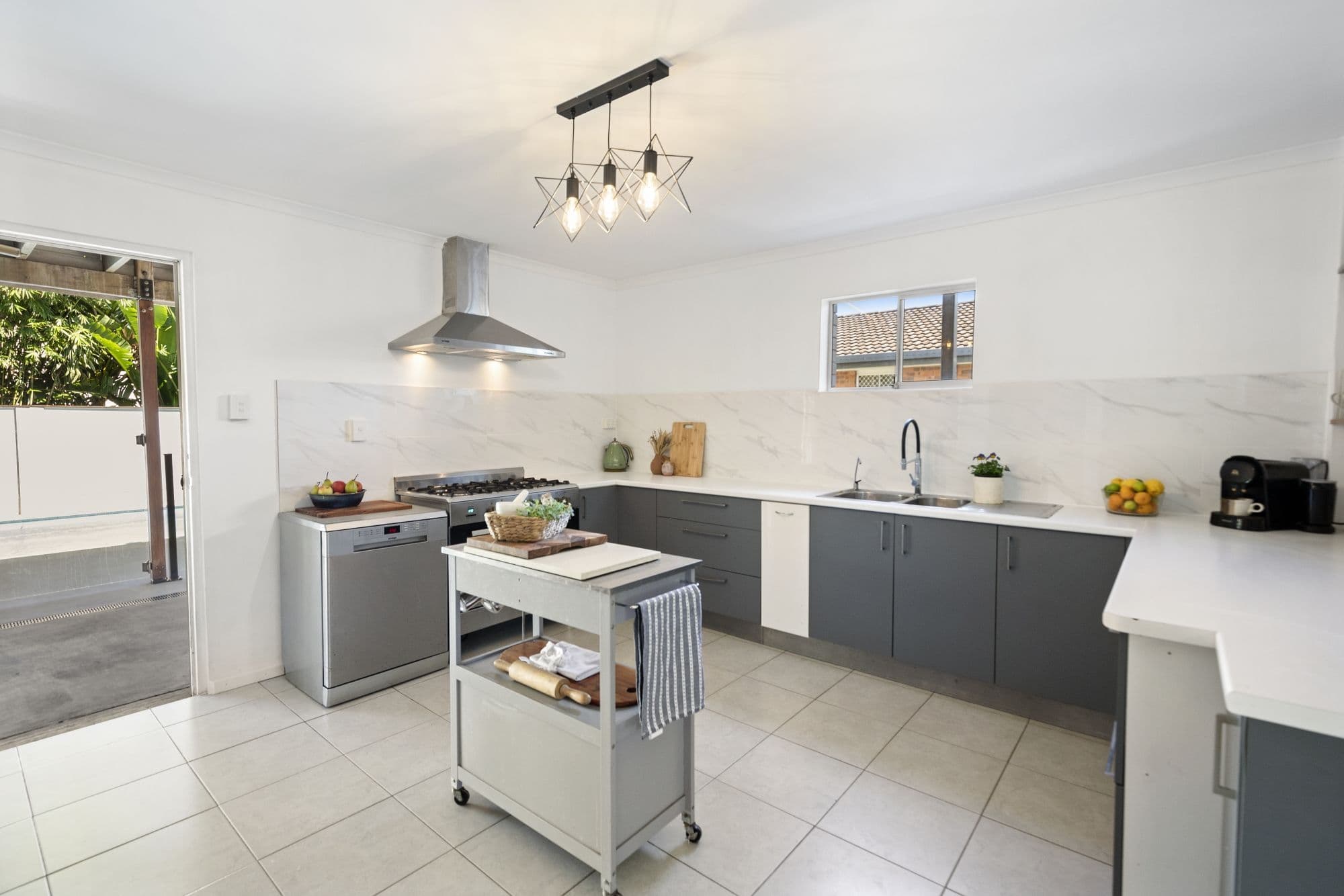 3 Prince Street, Urangan QLD 4655, Urangan - Thumbnail 4