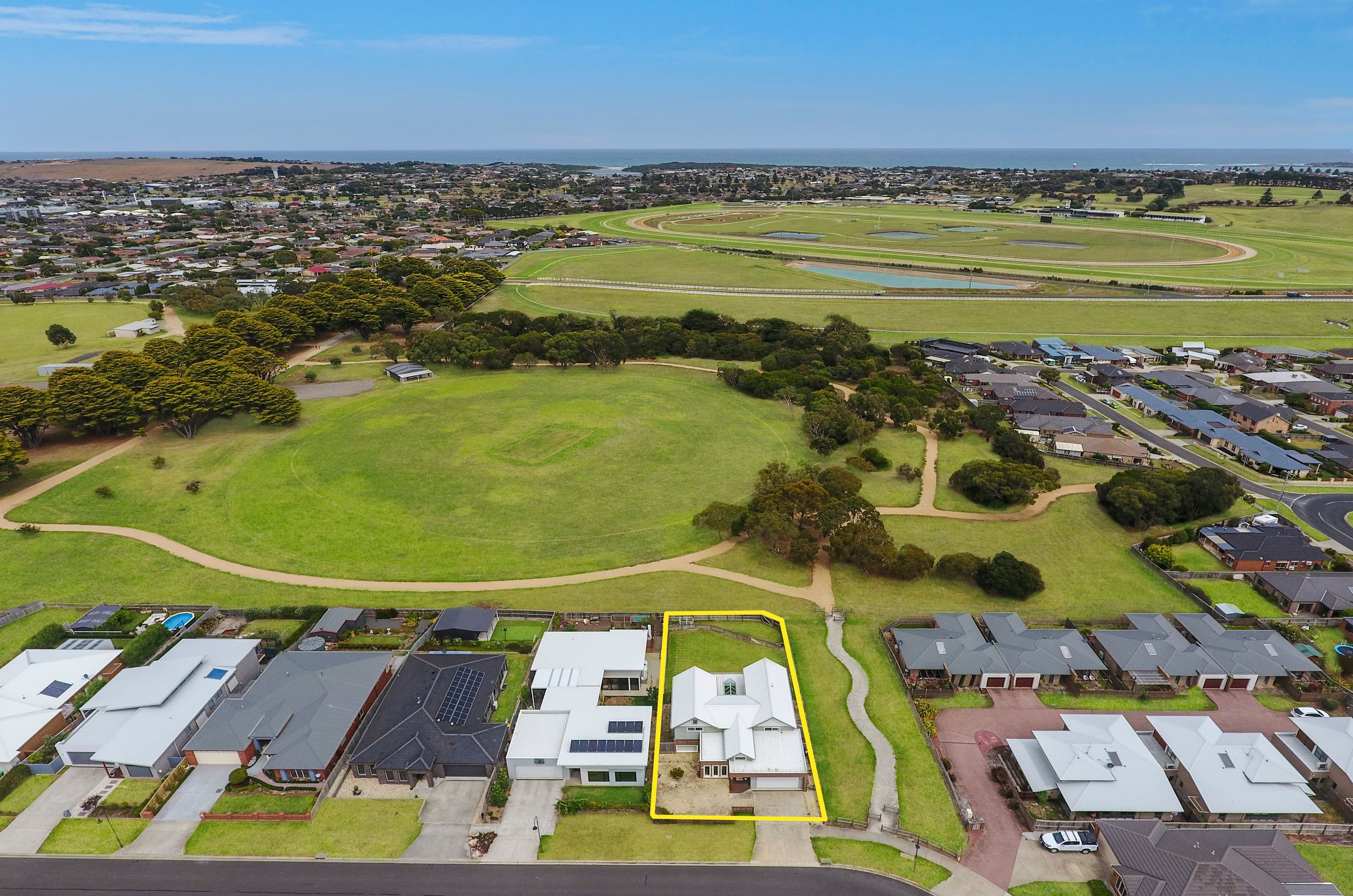 26 Mitchell Street, Warrnambool VIC 3280, Warrnambool - Thumbnail 3