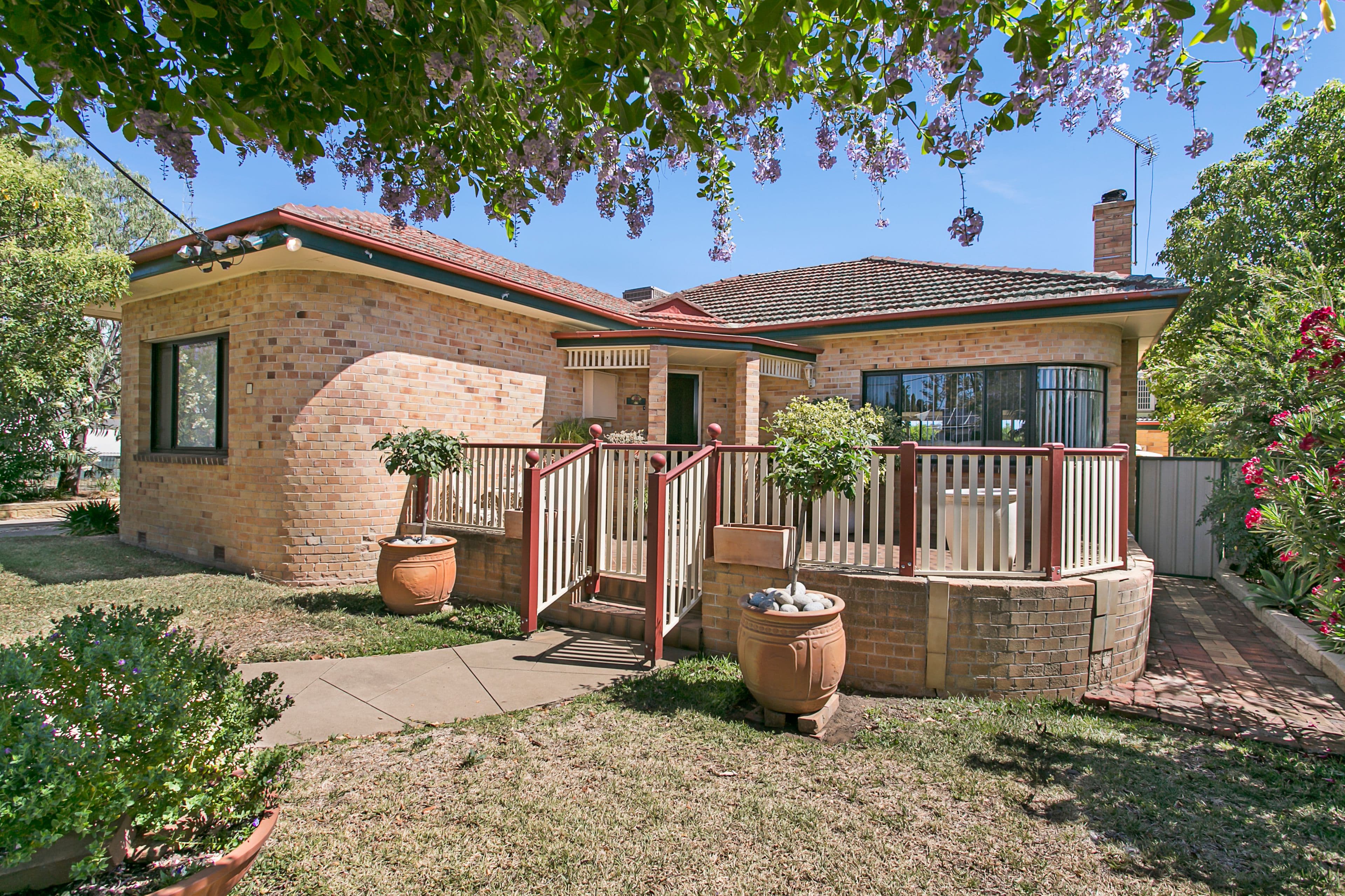 4 Robyn Street, Tamworth NSW 2340, Tamworth - Image 1
