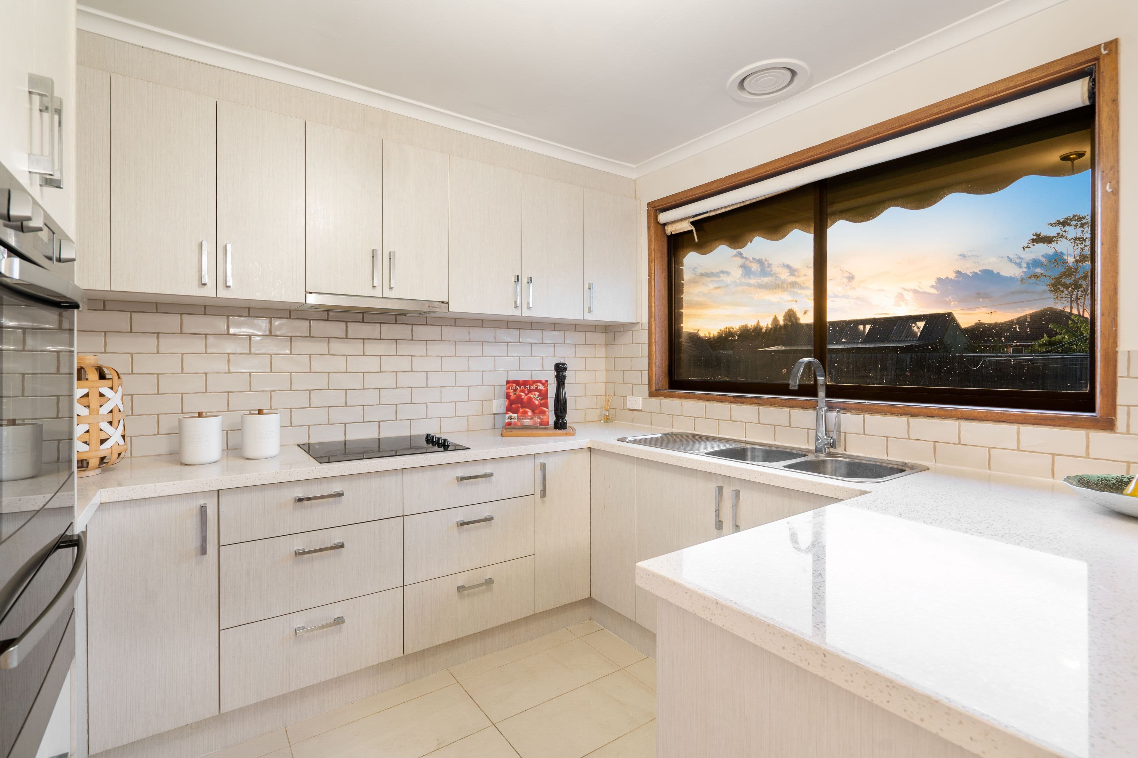 27 Harmon Avenue, St Albans VIC 3021, St Albans - Thumbnail 5