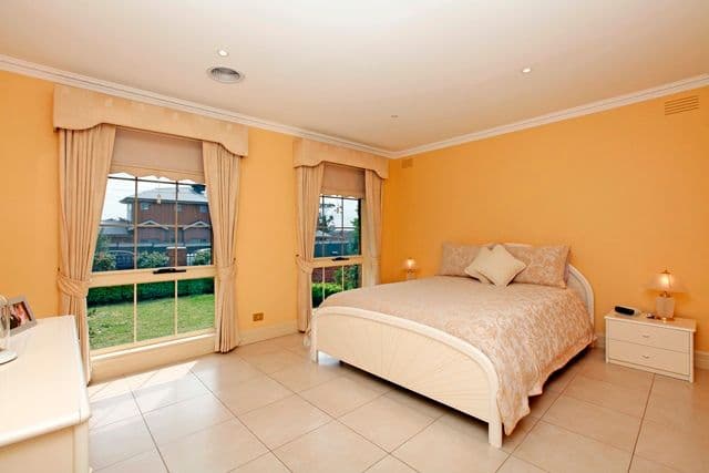 45 Forman Street, WESTMEADOWS VIC 3049, Westmeadows - Thumbnail 2