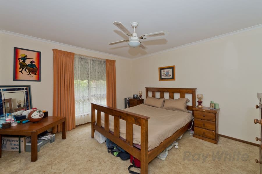 4-21 Joan Street, MELTON VIC 3337, Melton - Thumbnail 6