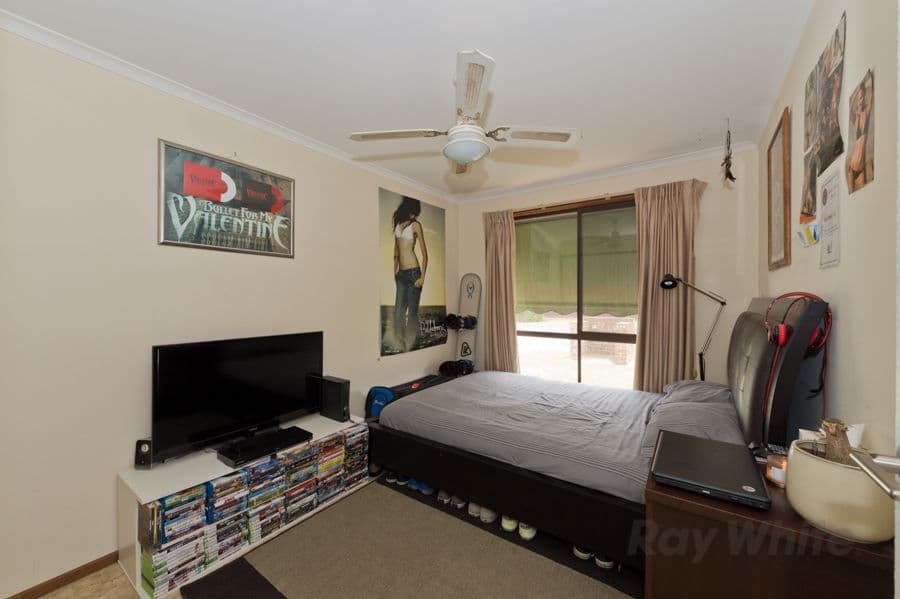 4-21 Joan Street, MELTON VIC 3337, Melton - Thumbnail 7