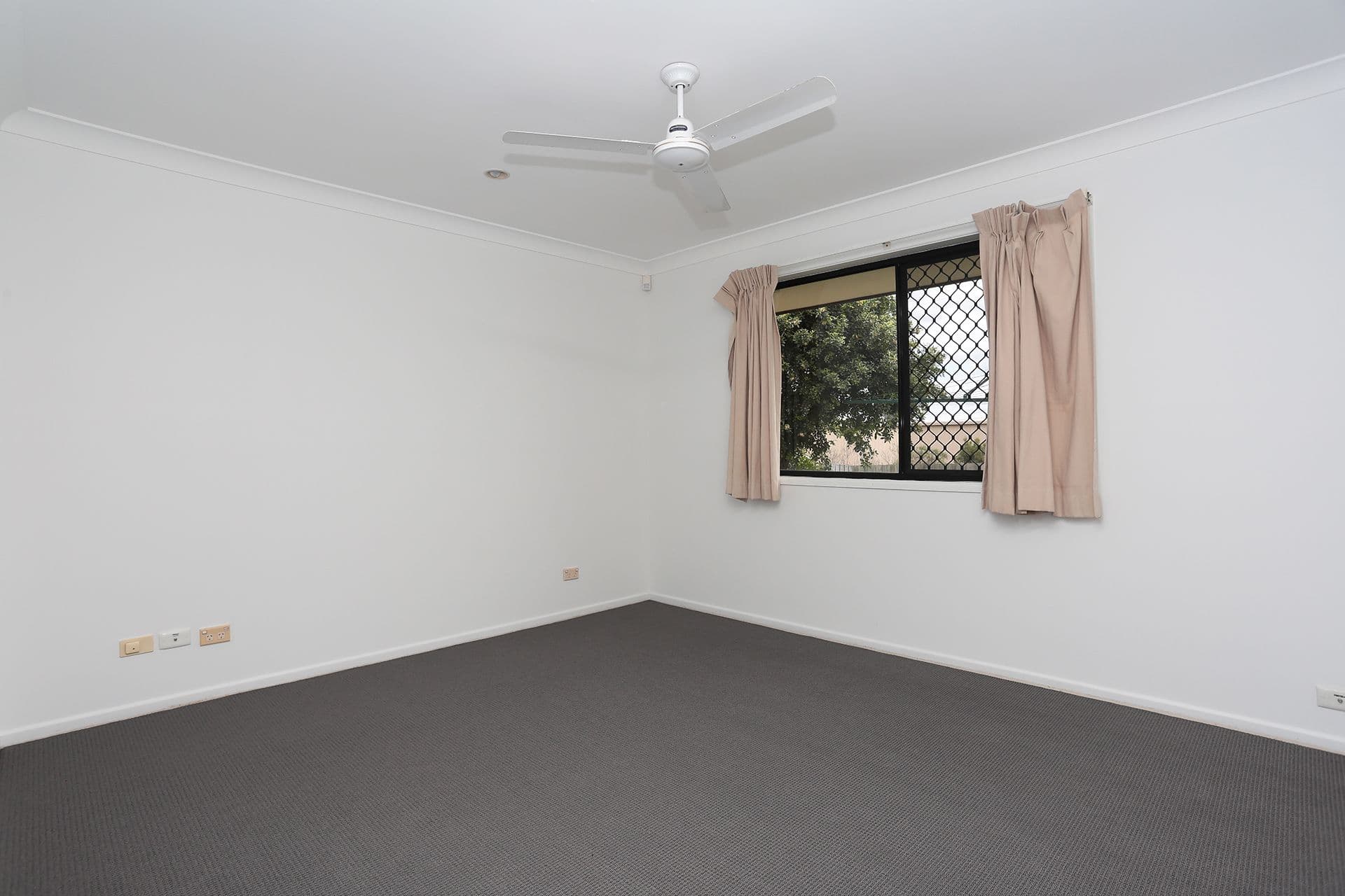 1 Sunningdale Street, Oxley QLD 4075, Oxley - Thumbnail 7