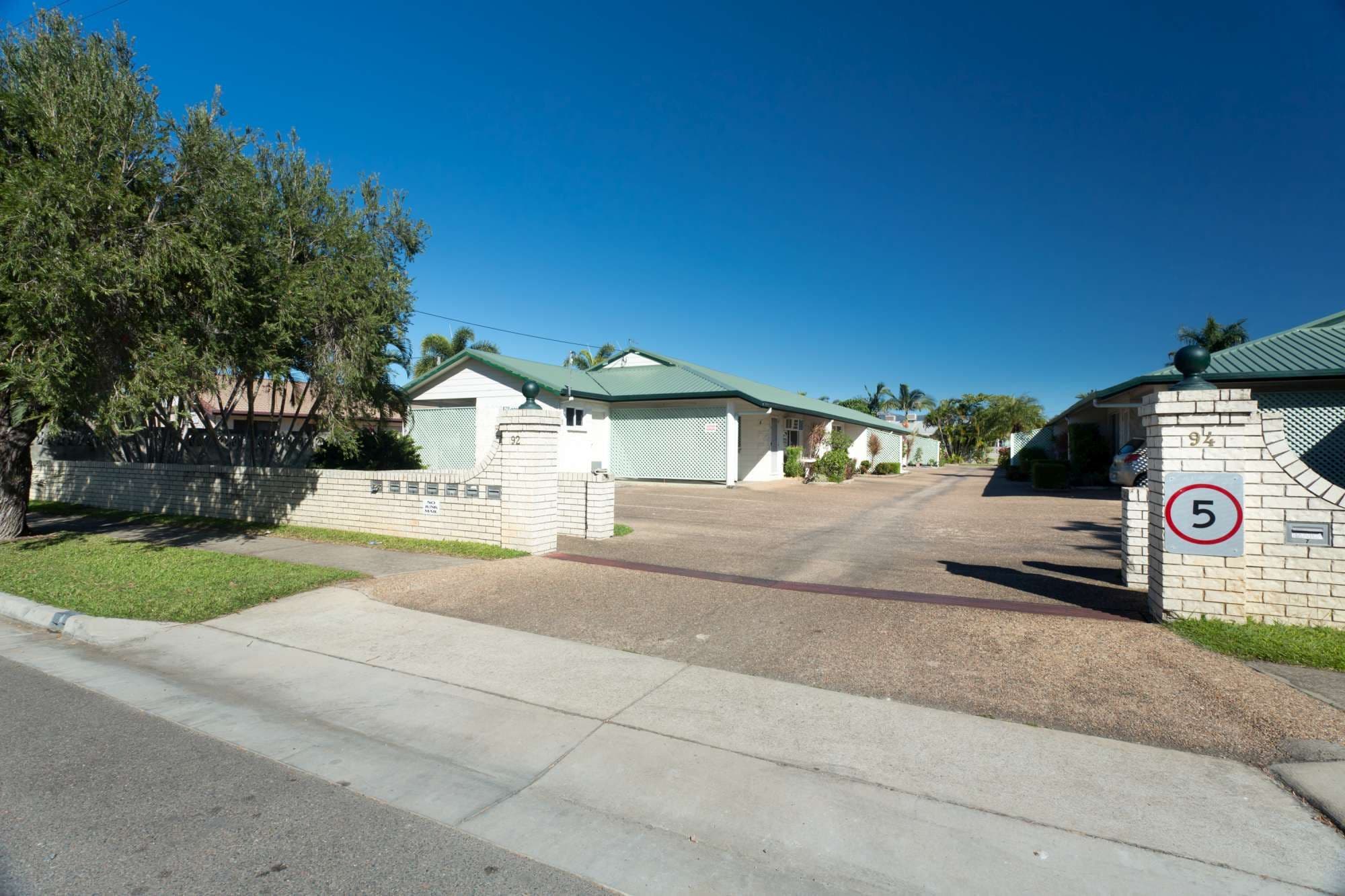 94 Dearness Street, GARBUTT QLD 4814, Garbutt - Thumbnail 4