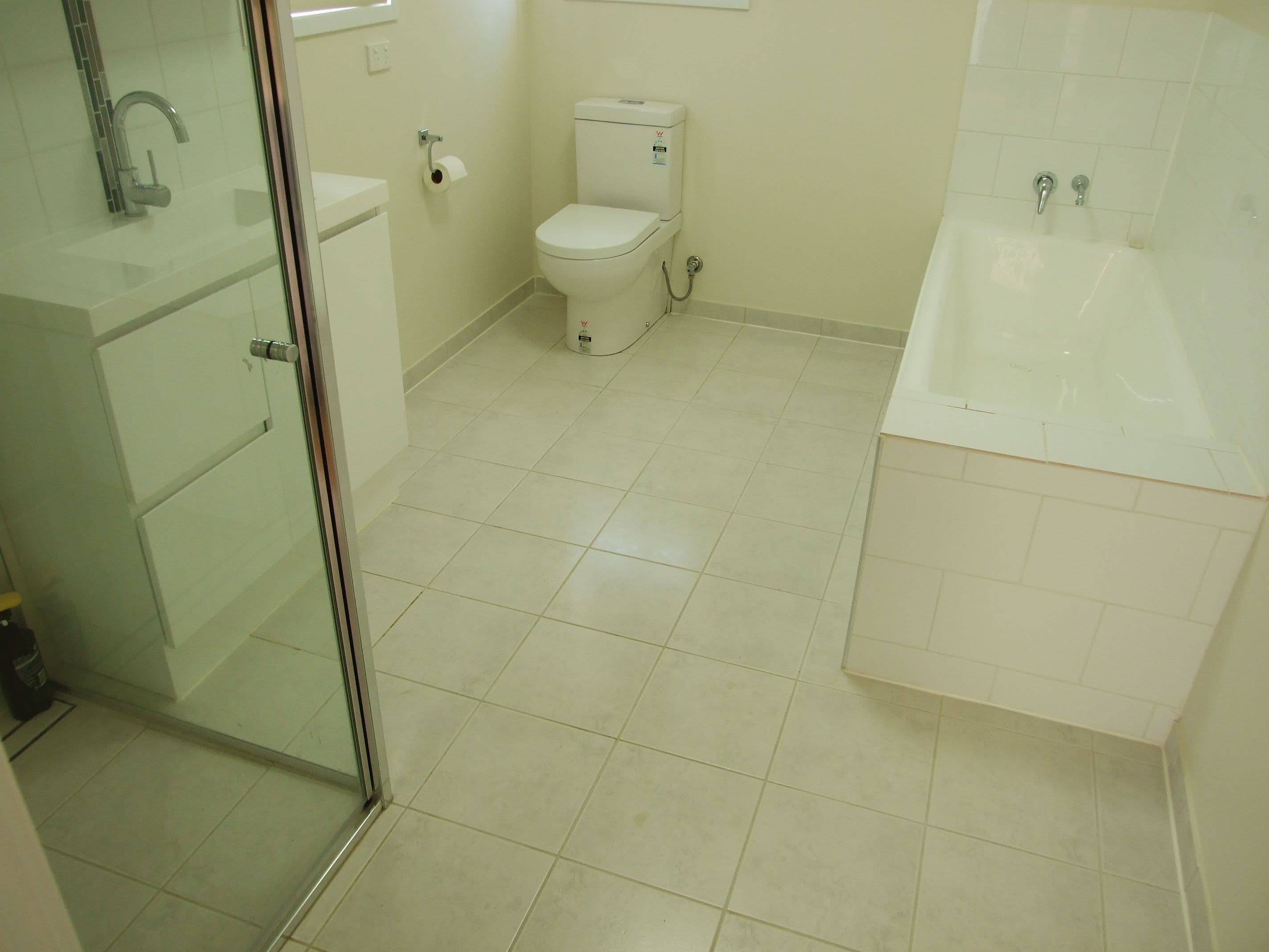 22 Robin Road, Longreach QLD 4730, Longreach - Thumbnail 4
