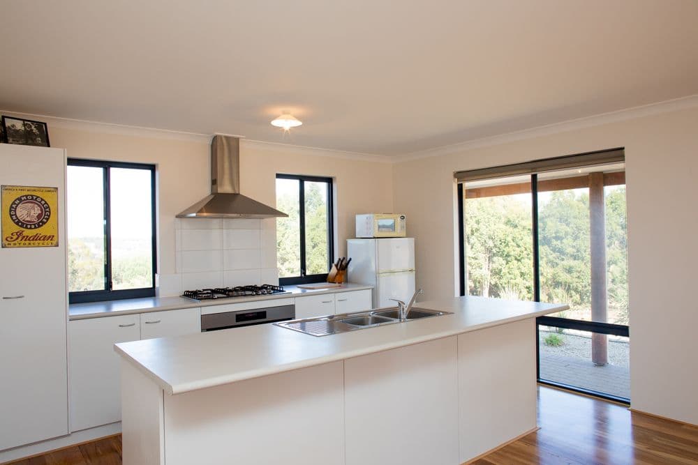 14 Woodlands View, Bridgetown WA 6255, Bridgetown - Thumbnail 3