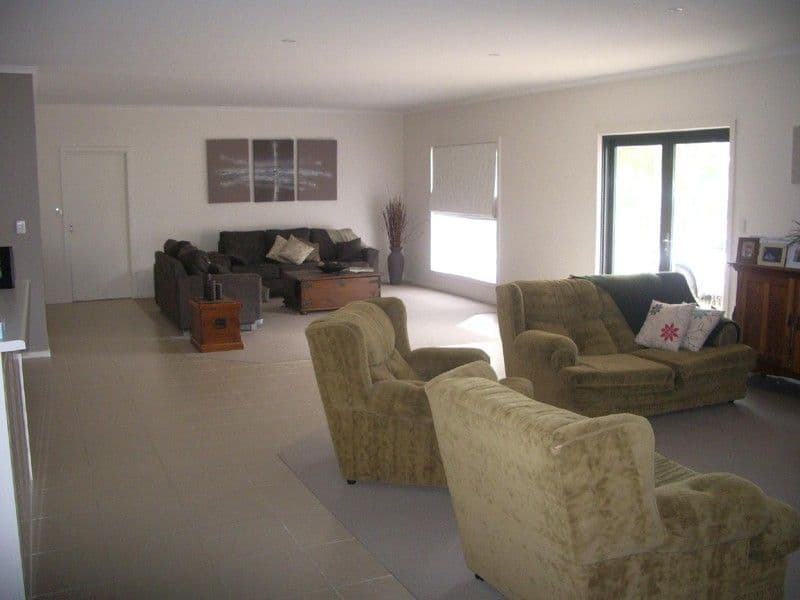 5 Osborne Court, BORDERTOWN SA 5268, Bordertown - Thumbnail 8