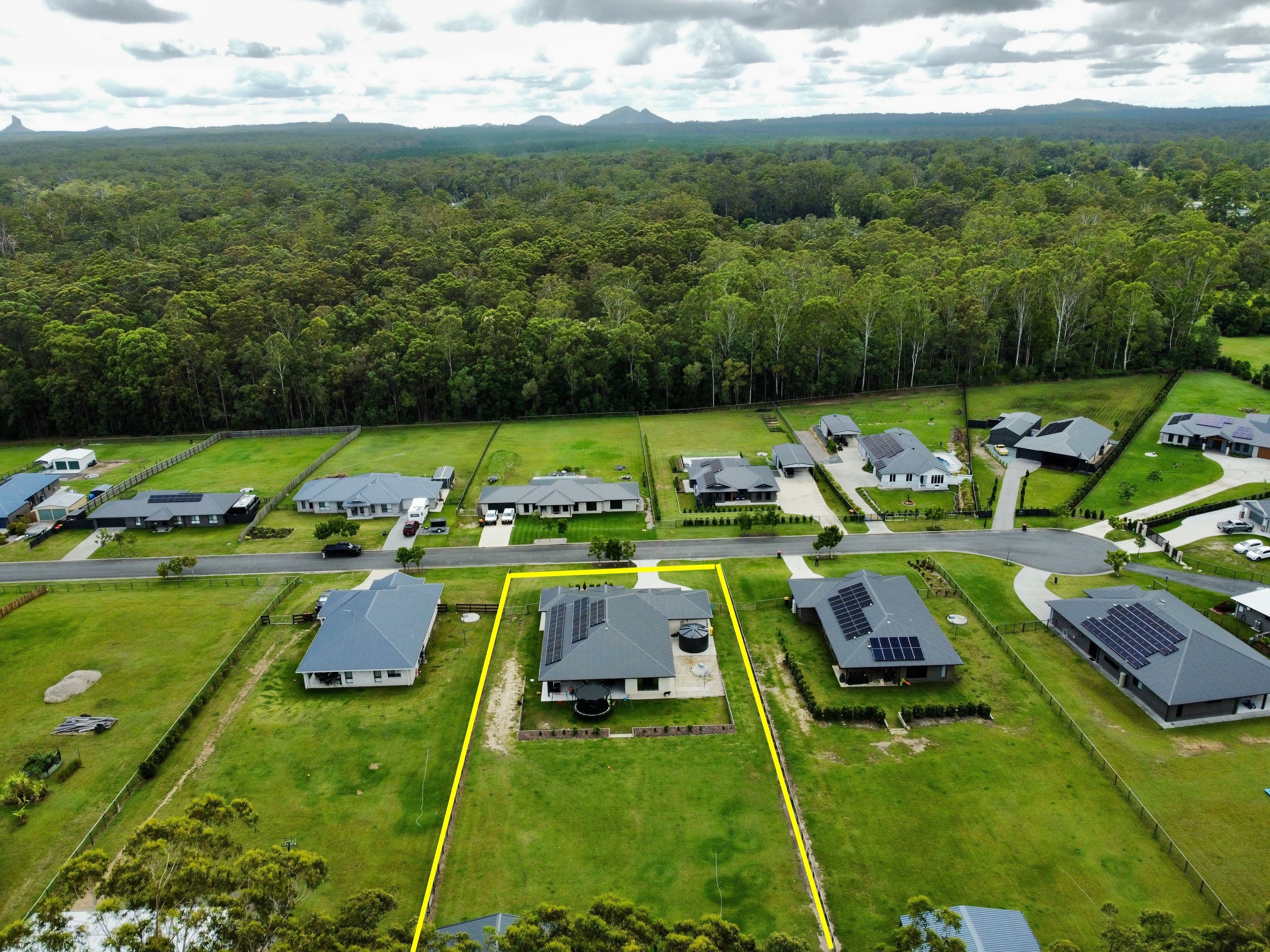 34 Twin Oaks Court, Woodford QLD 4514, Woodford - Thumbnail 4